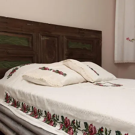 Bed & Breakfast Alti Butik Çeşme