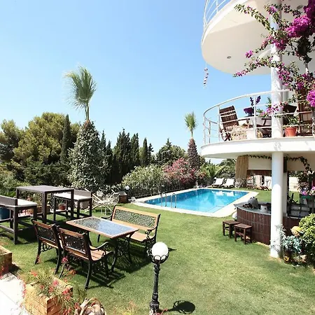 Alti Butik Çeşme